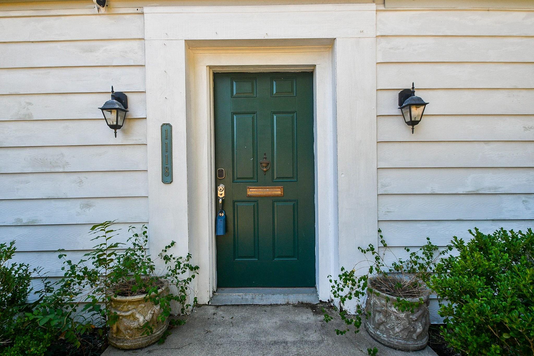 1118 E Cedar Street