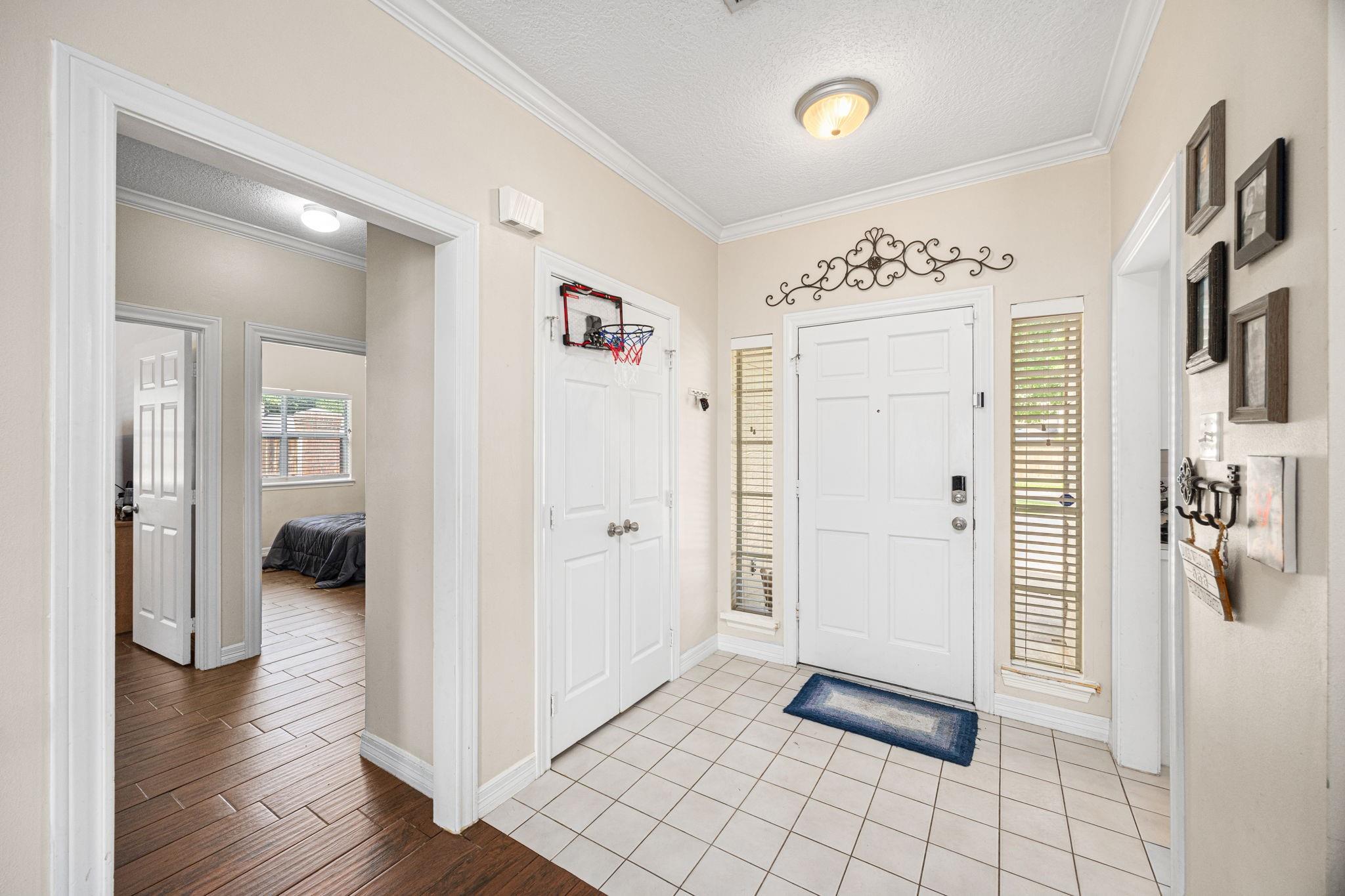 7202 N Fawn River Circle