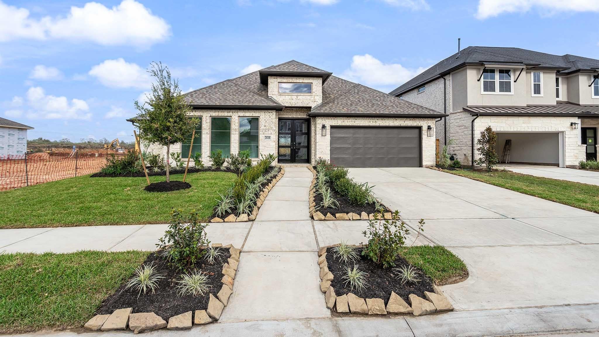 2618 Crown Ridge Drive