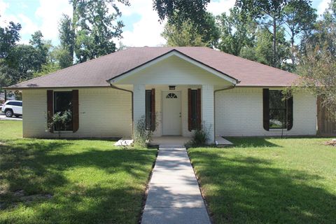 Photo of 25723 Glen Loch Drive, Spring, TX 77380 (MLS # 60102332)