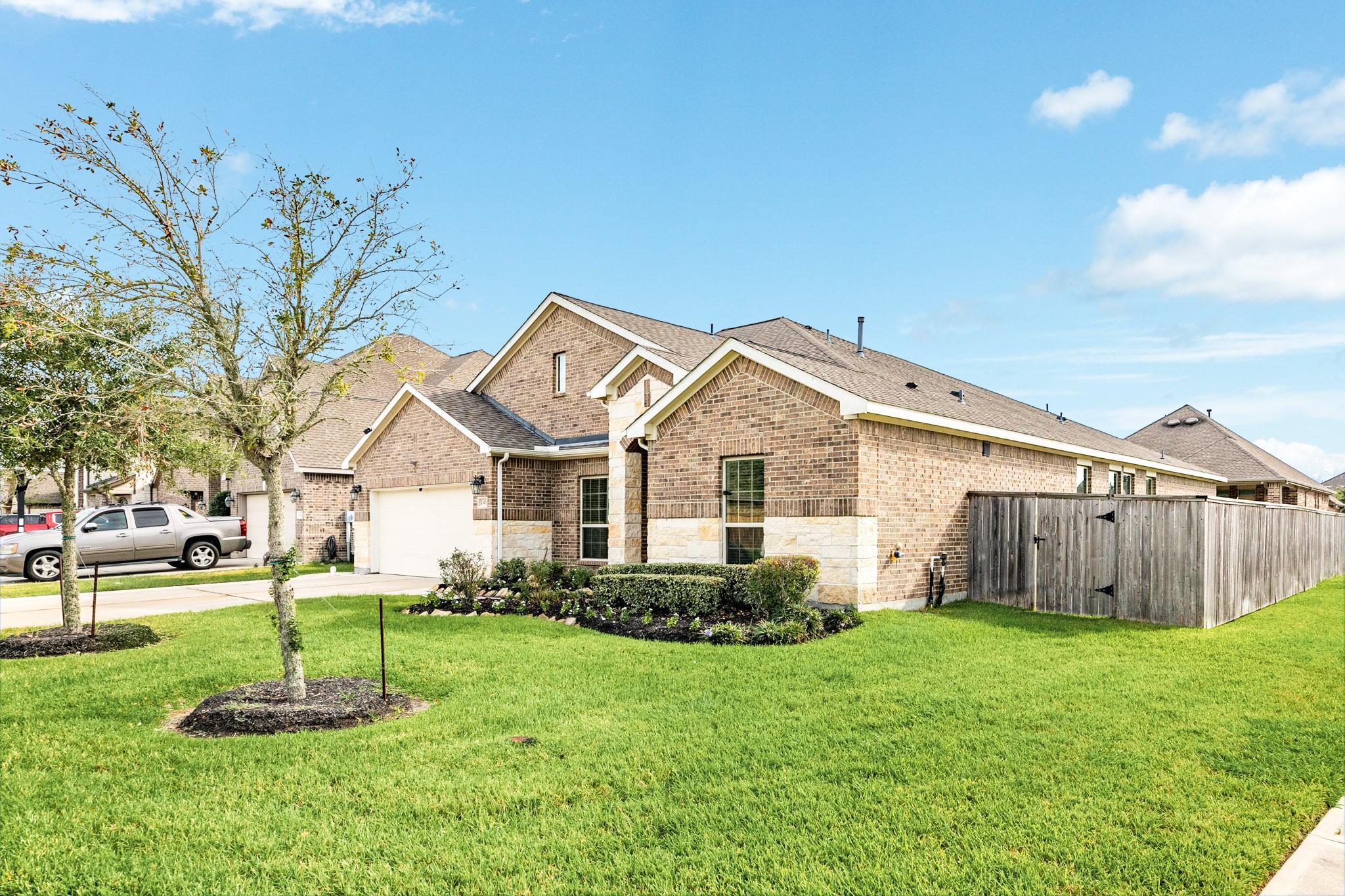 2329 Vineyard Terrace Lane