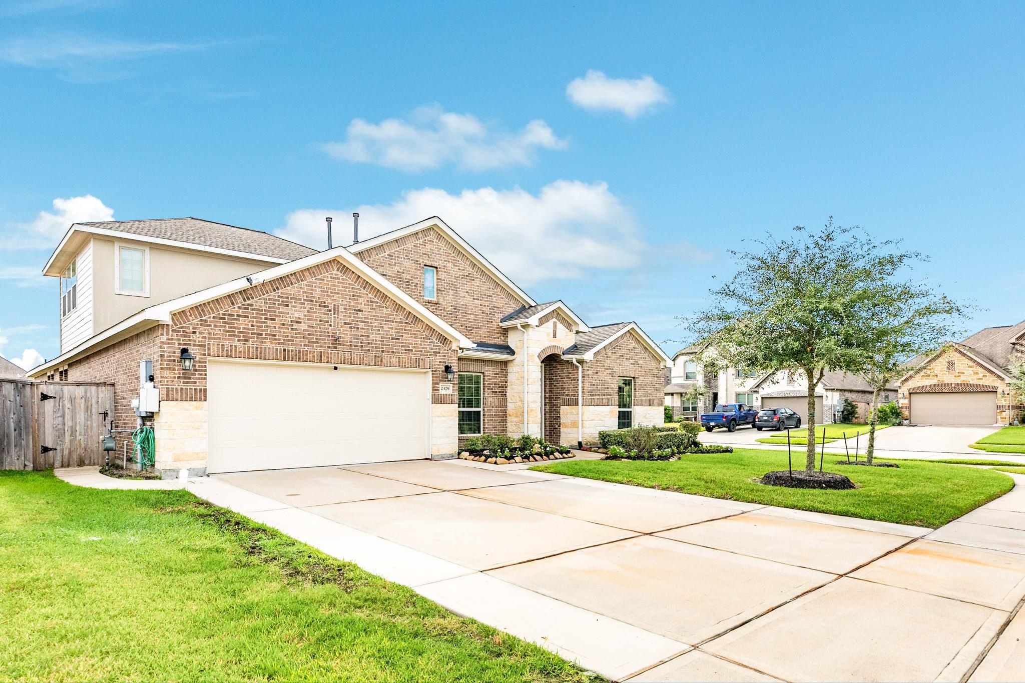 2329 Vineyard Terrace Lane