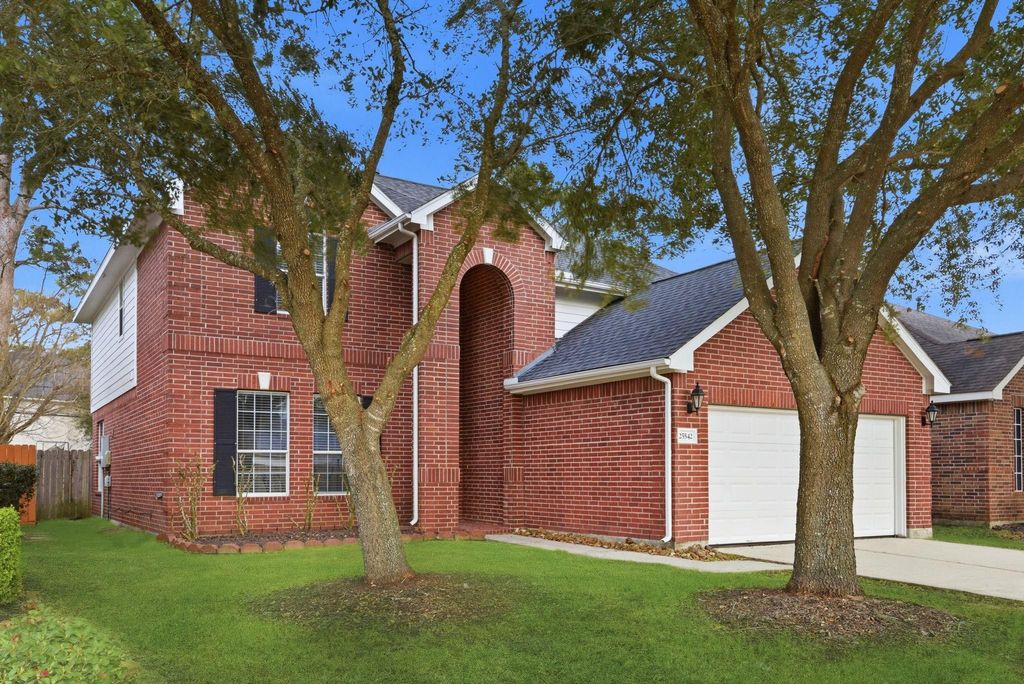 Photo of 25542 Saddlebrook Village Drive, Tomball, TX 77375 (MLS # 1060145)