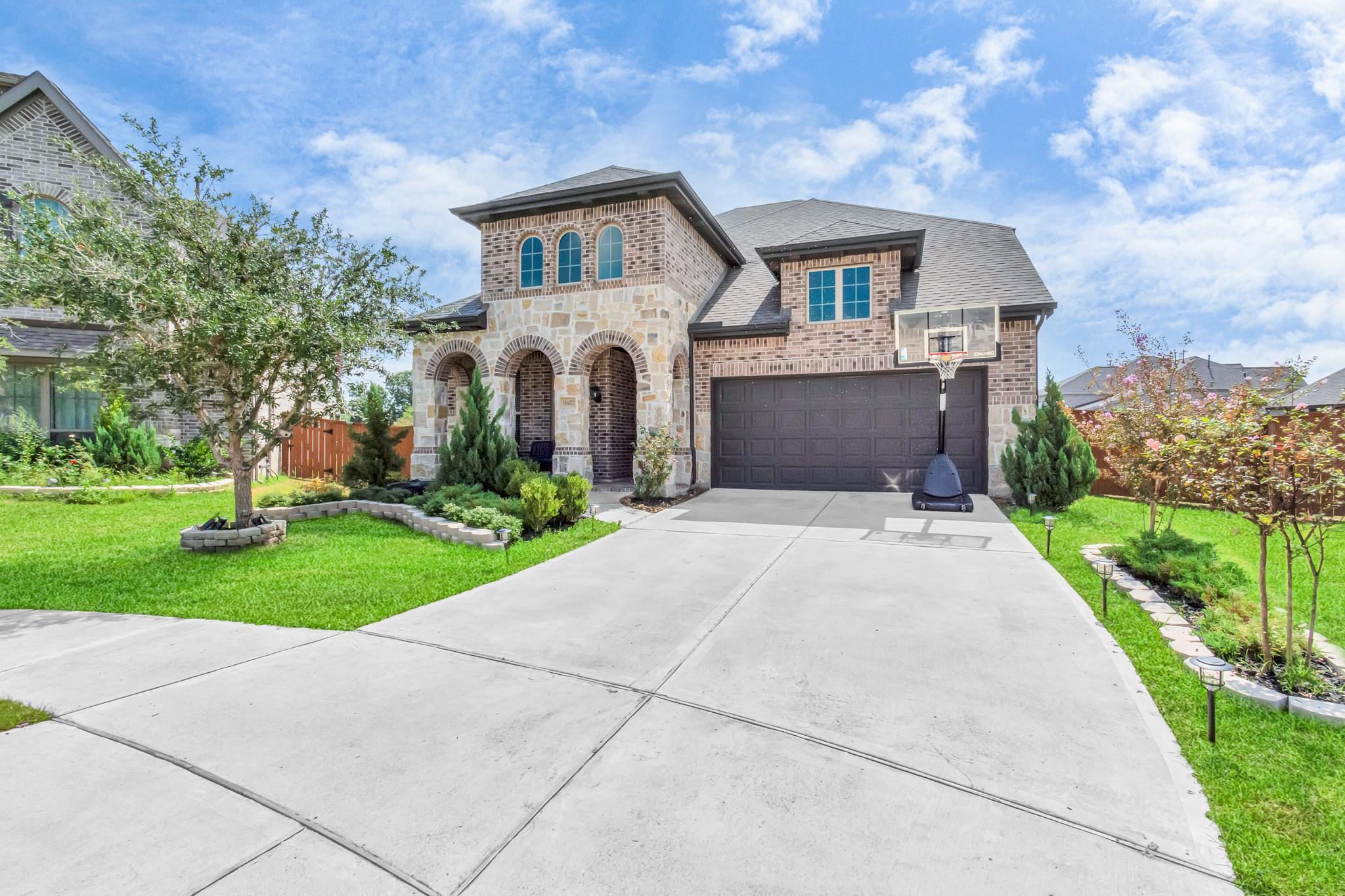 18403 Ardmay Lane