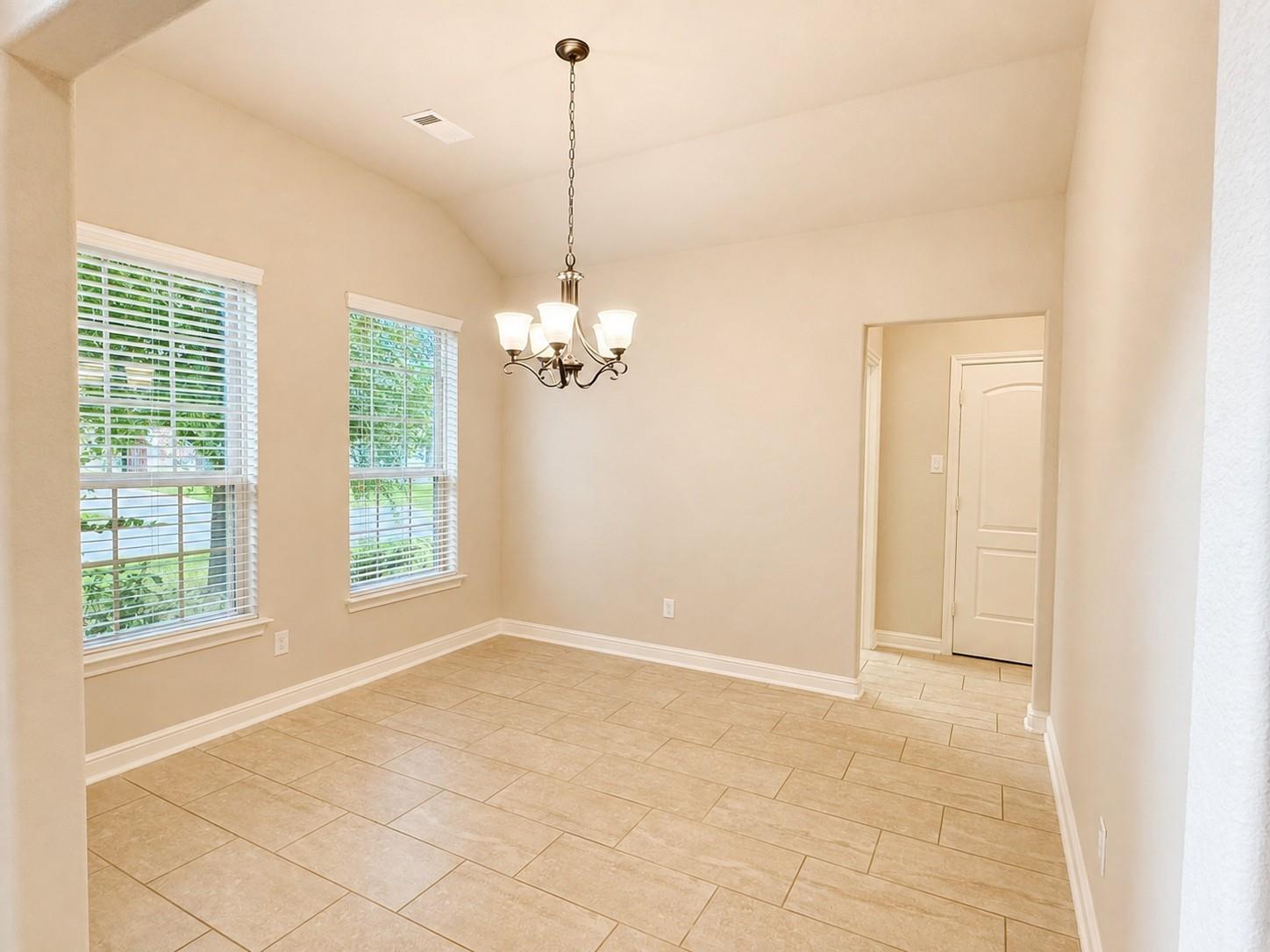 23818 Hawthorn Dale Court