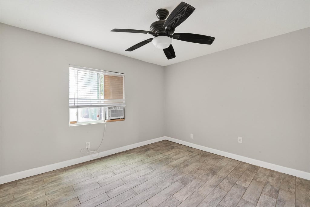 Photo of 6832 Ave I, South Houston, TX 77011 (MLS # 32766702)