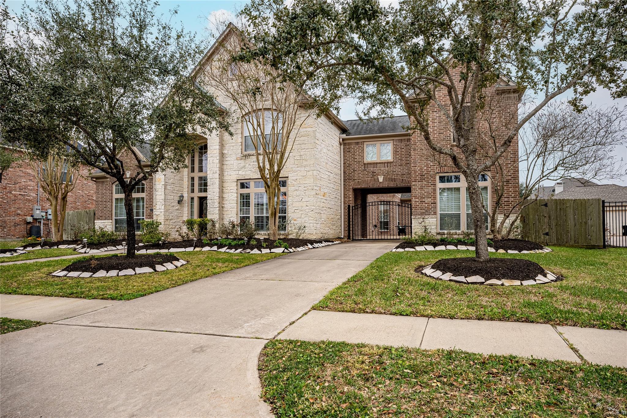 3221 Duchess Park Lane