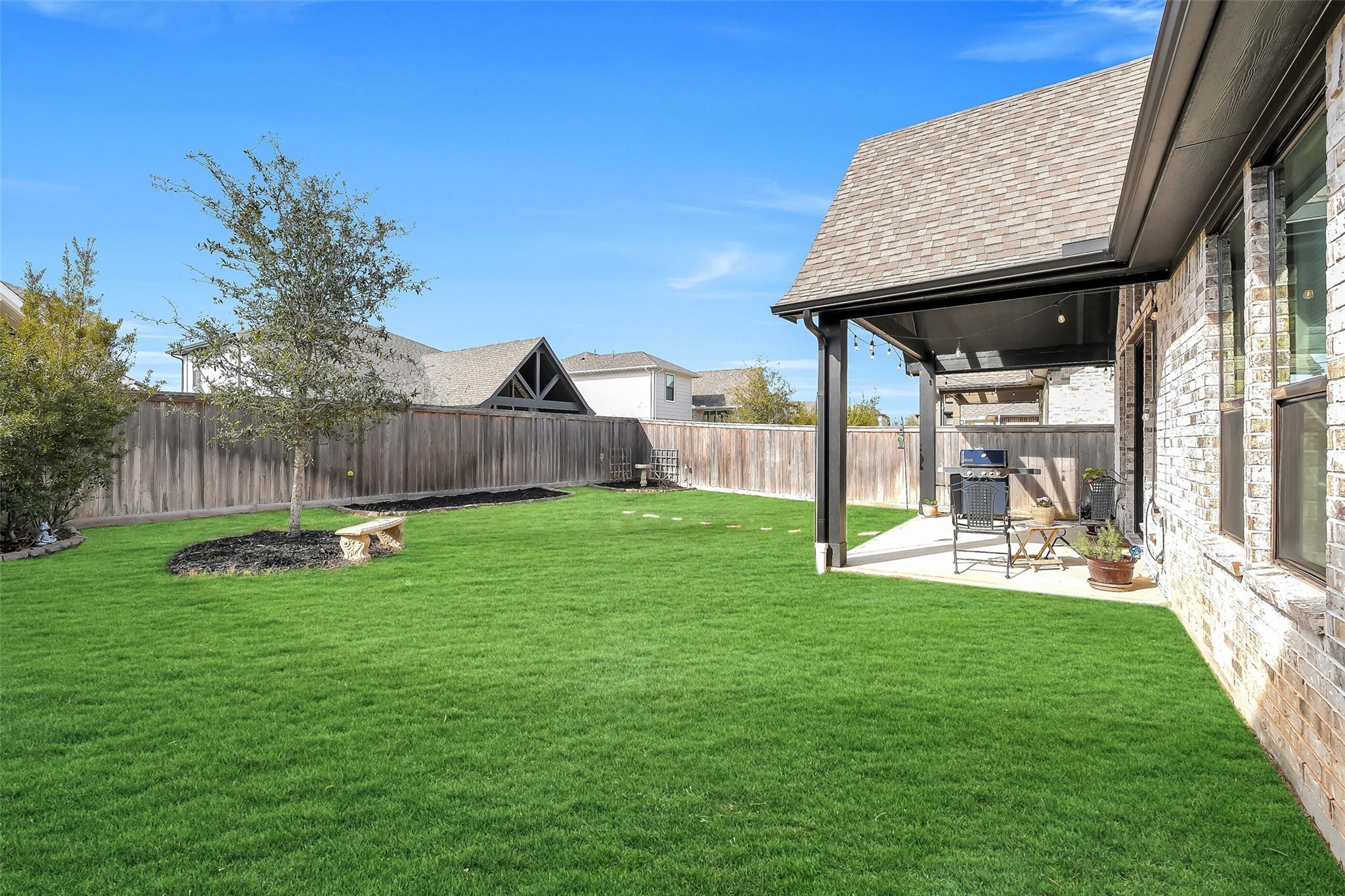 15331 Algunas Plumas Street