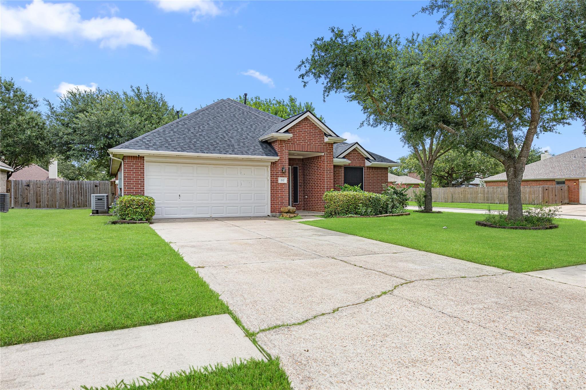 212 Silverbrook Lane