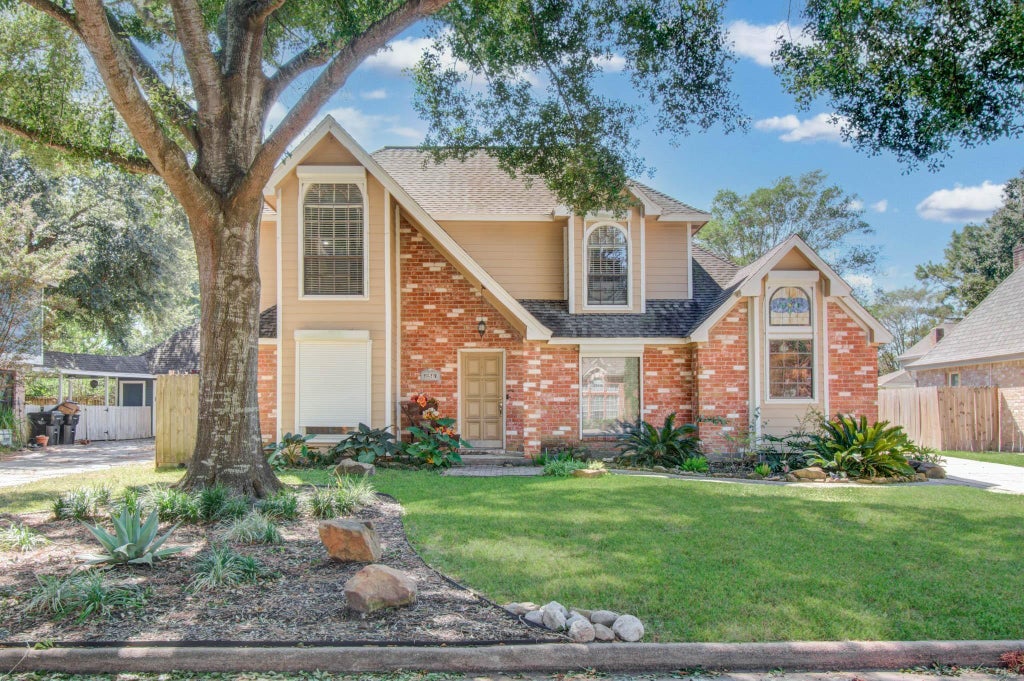 Photo of 4243 Meadowchase Lane, Houston, TX 77014 (MLS # 35001964)