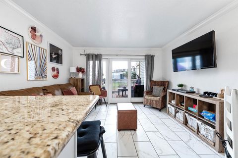 Photo of 6300 Seawall Boulevard #3114, Galveston, TX 77551 (MLS # 92957230)