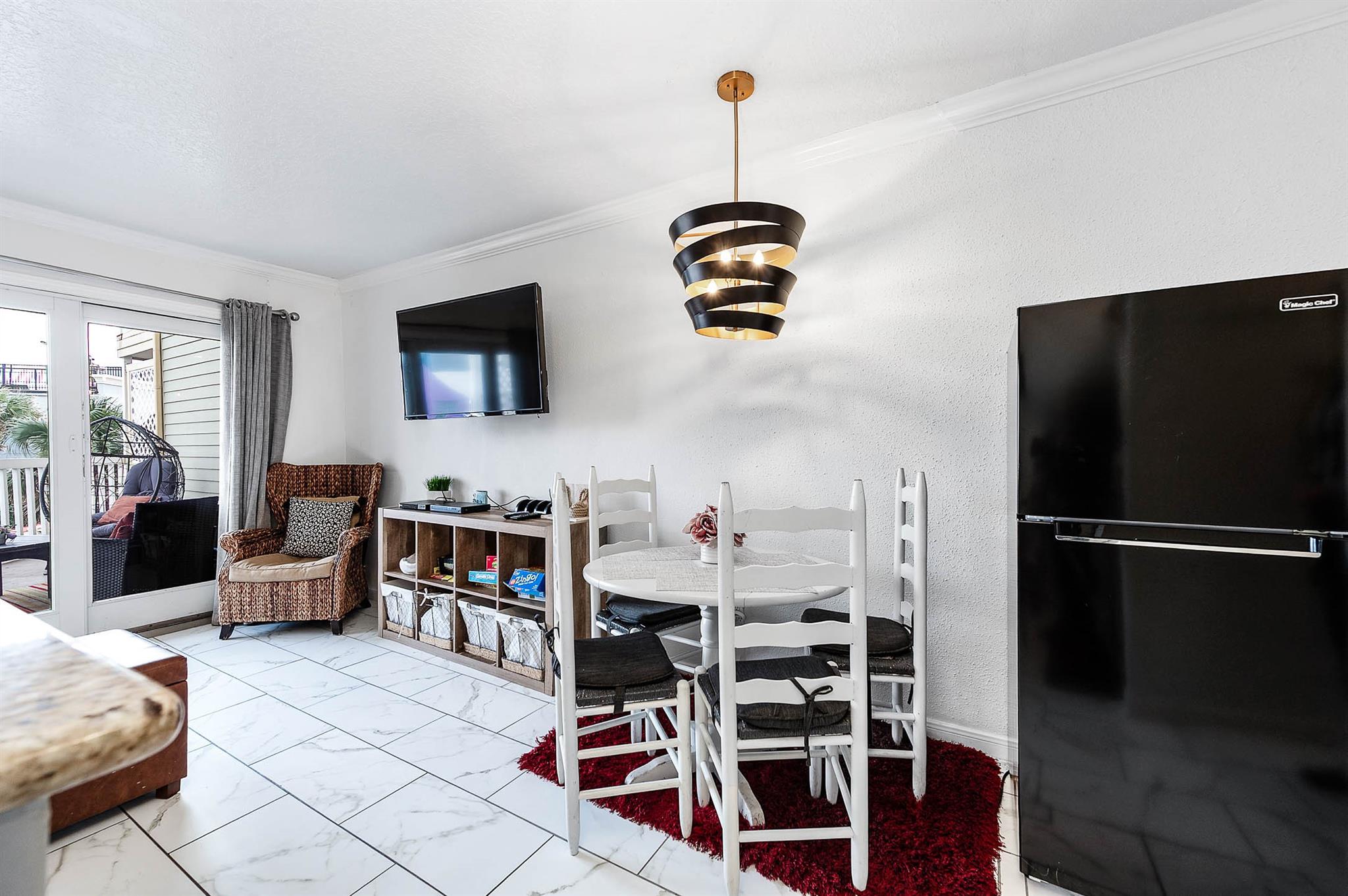 6300 Seawall Boulevard 3114