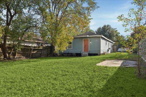 Tiny photo for 7933 Elwood Street, Houston, TX 77012 (MLS # 50800966)