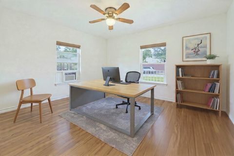 Tiny photo for 7933 Elwood Street, Houston, TX 77012 (MLS # 50800966)