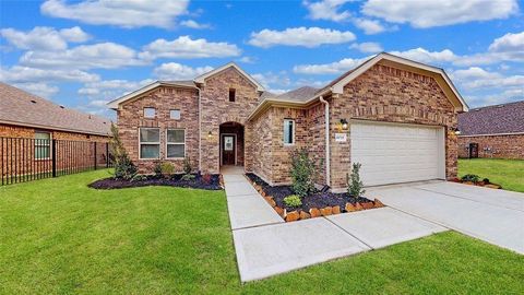 Photo of 1031 Comal Trail, Dayton, TX 77535 (MLS # 22445452)