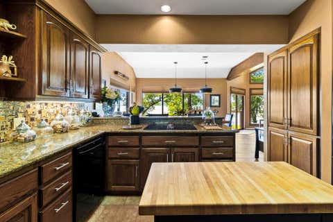 Tiny photo for 20312 St Andrews Circle Cir, Huntsville, TX 77320 (MLS # 52953074)