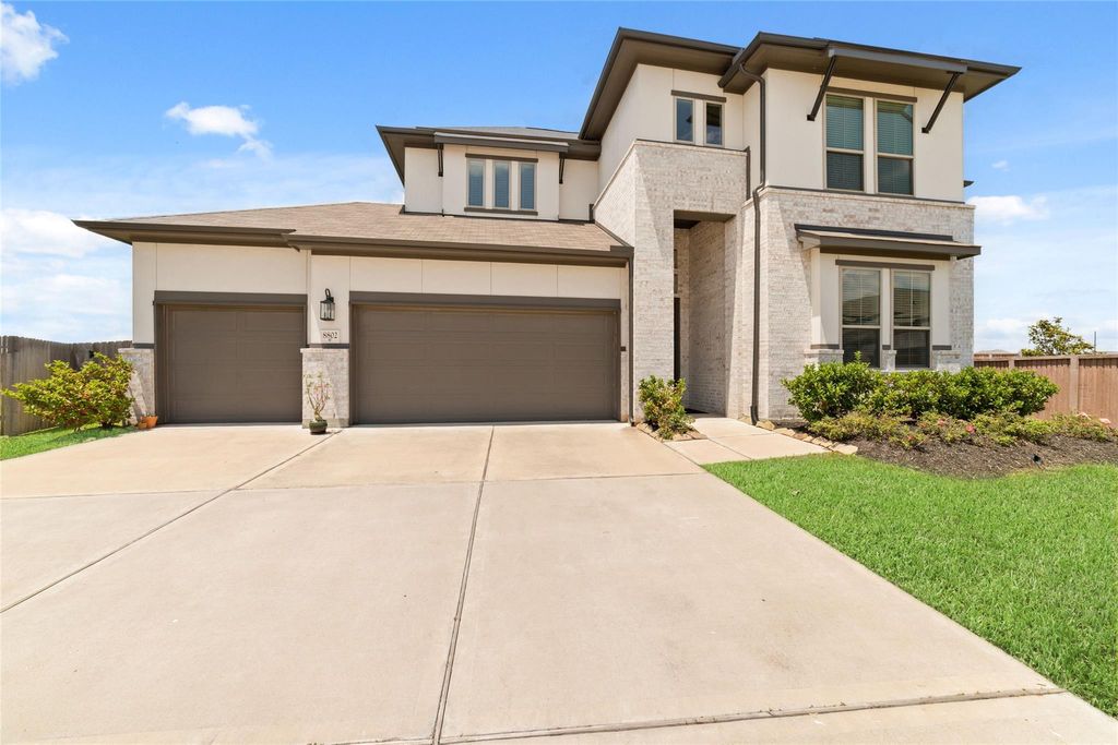 Photo of 8802 Granary Gate Lane, Richmond, TX 77407 (MLS # 34620406)