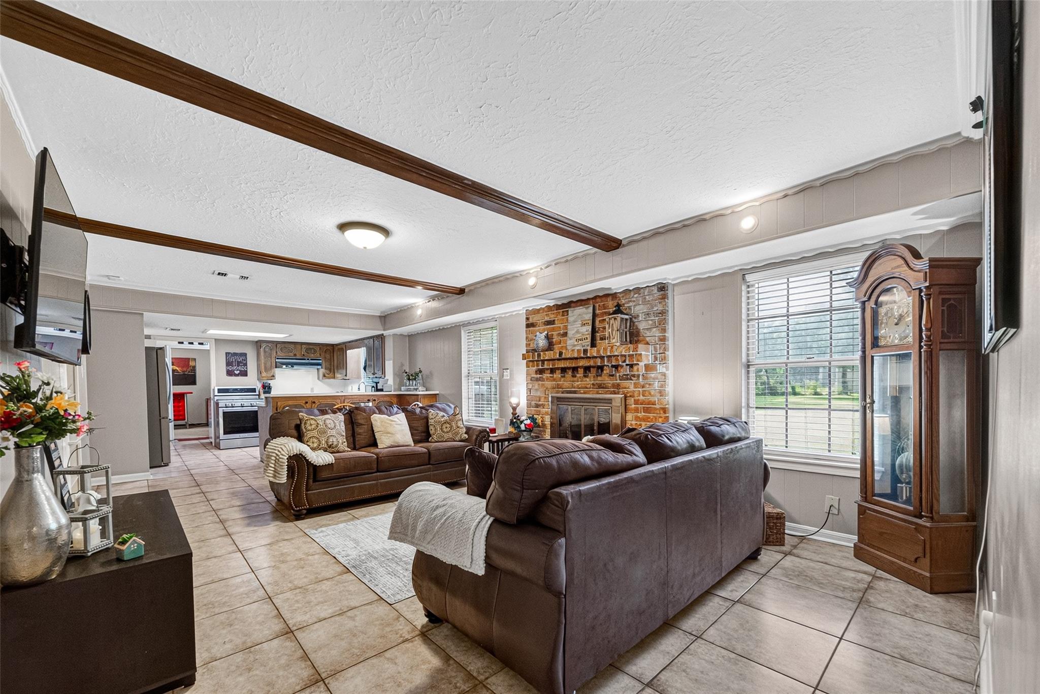 4004 Longherridge Drive