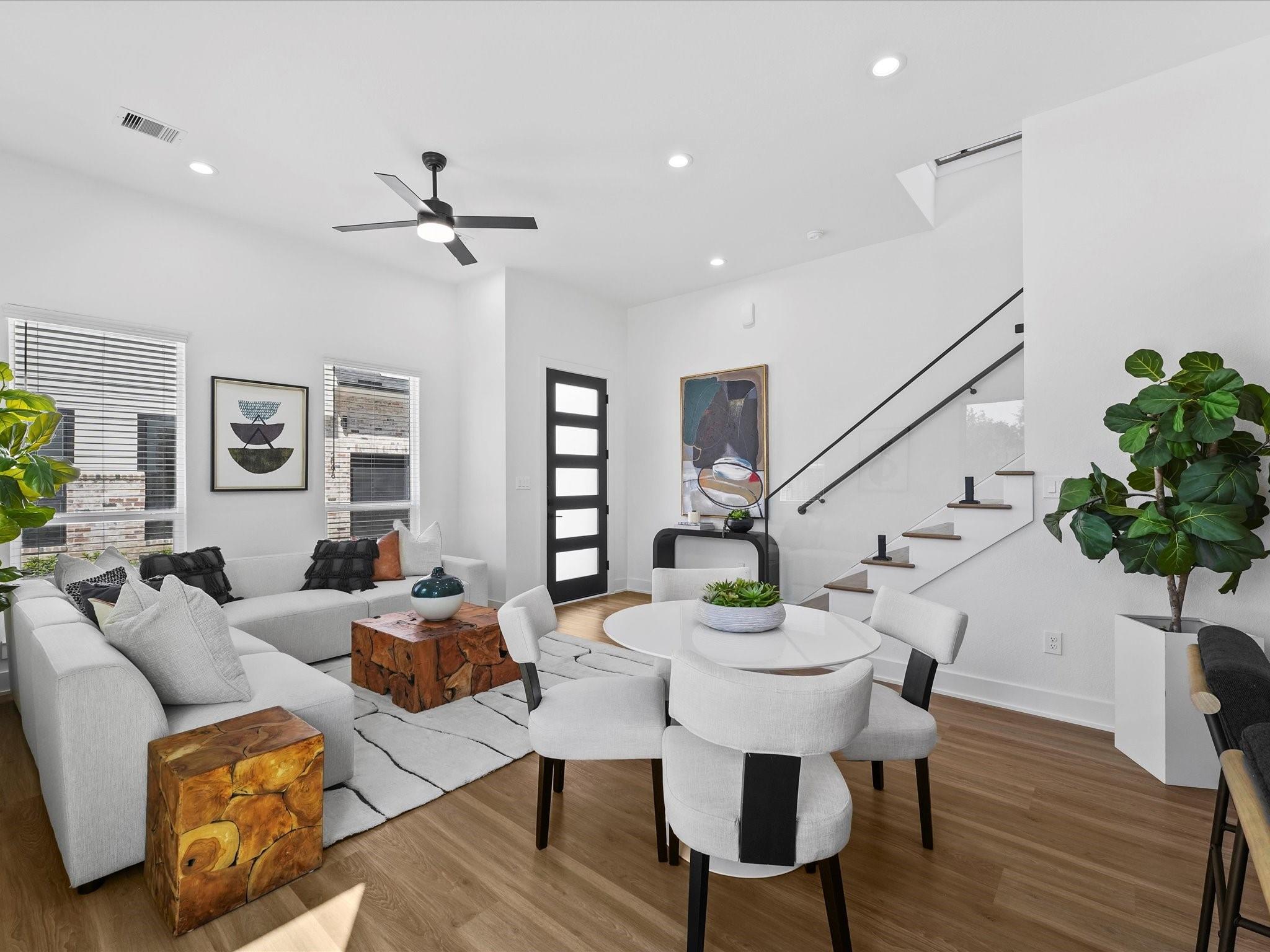 2582 - 2598 W Tidwell Road