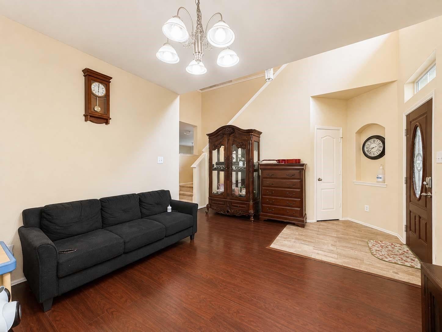 2422 Comal Drive