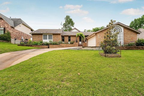 Photo of 479 Cherry Hills Drive, Huntsville, TX 77340 (MLS # 63587253)