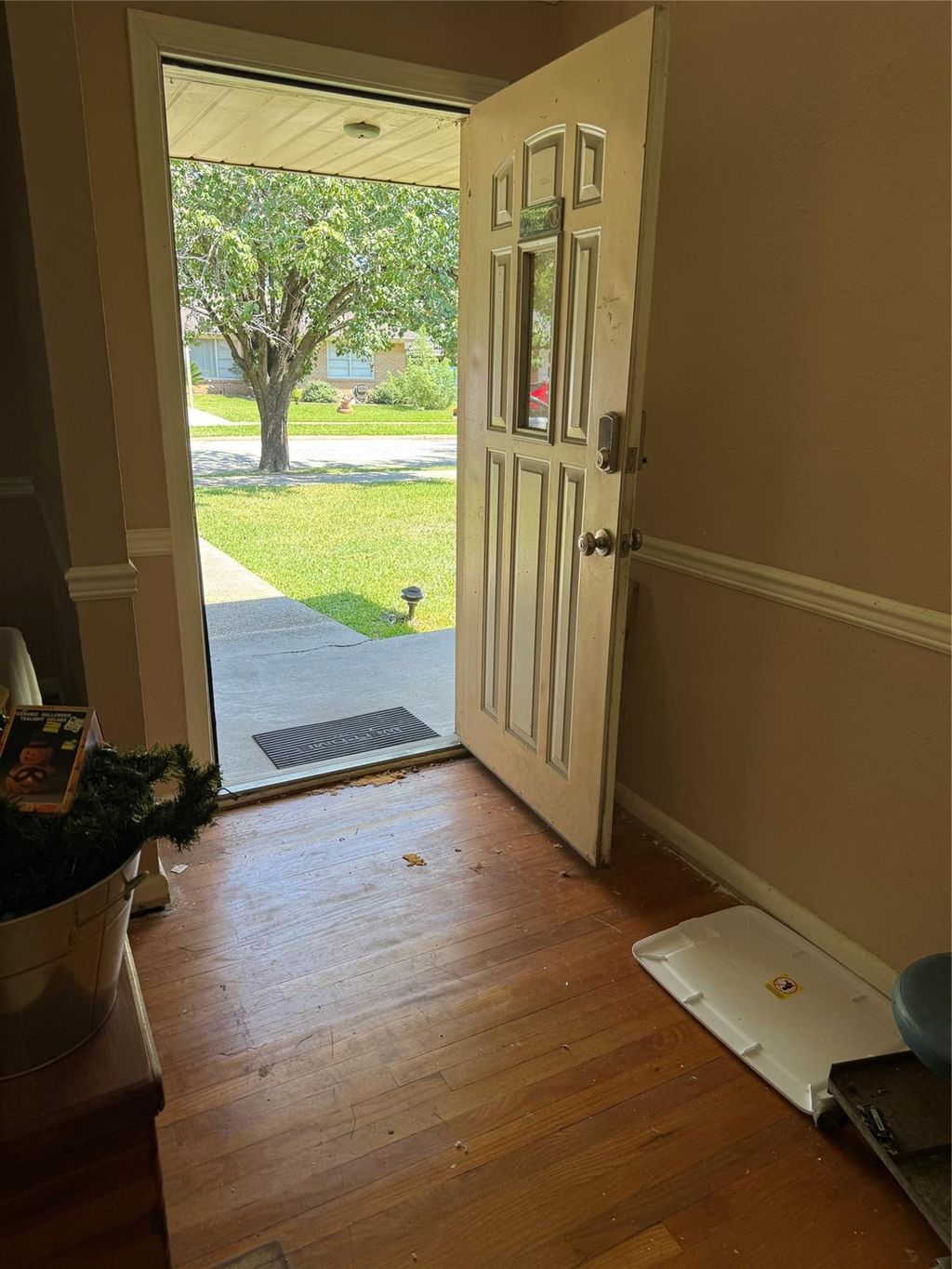 Photo of 1914 Monroe Drive, Pasadena, TX 77502 (MLS # 3991415)