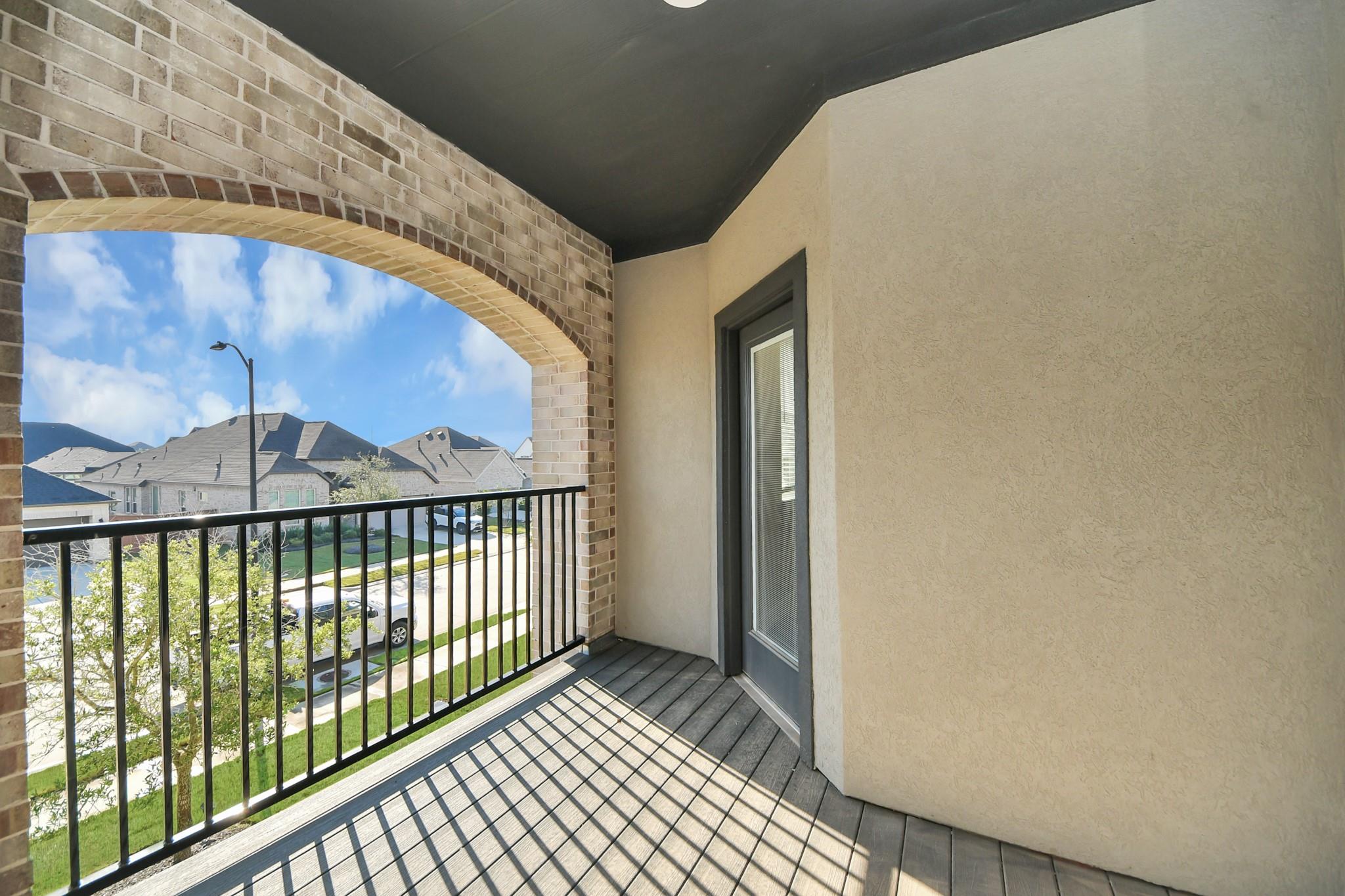 7219 Bayberry Crescent Lane