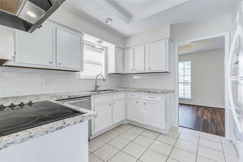Photo of 22223 Hockaday Drive, Katy, TX 77450 (MLS # 77783122)