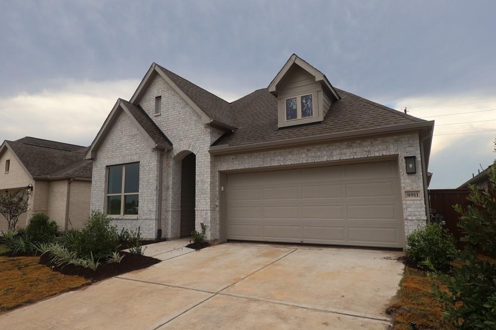 8911 Gray Fox Trail