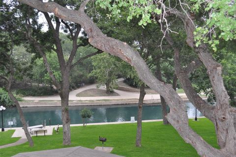 Condo For Sale - 500 N Market Street #111<br/> Comal County, New Braunfels, TX 78130