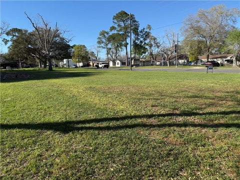 Photo of 505 S Wells Street, Edna, TX 77957 (MLS # 51636839)