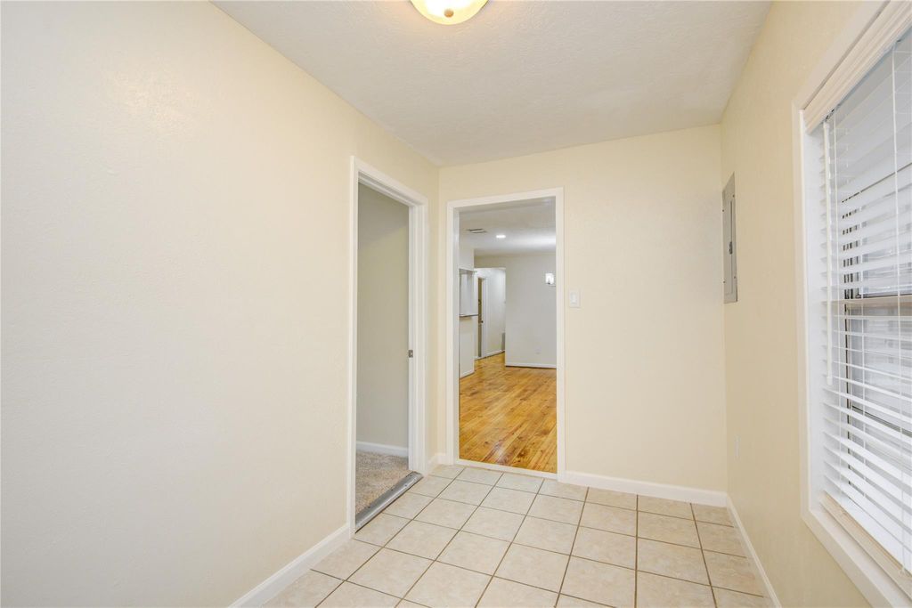 Photo of 804 Chickasaw Drive, Conroe, TX 77316 (MLS # 83658167)