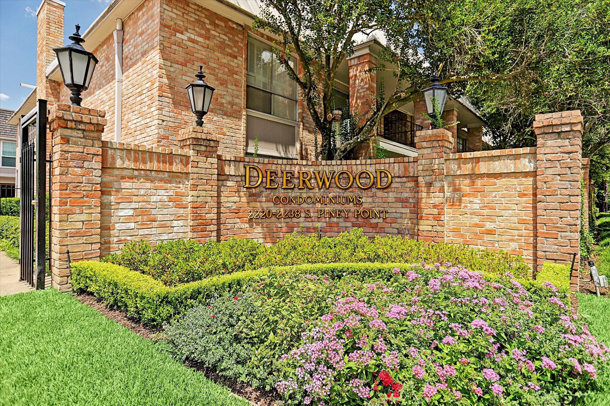 2238 S Piney Point Road 109