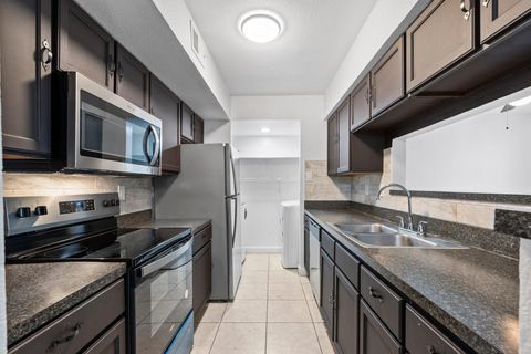 Photo of 7200 W T C Jester Boulevard #1701, Houston, TX 77088 (MLS # 10755079)