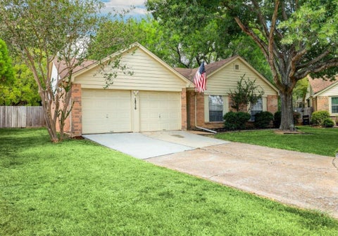 Photo of 12710 Fenimore Court, Sugar Land, TX 77478 (MLS # 44206771)