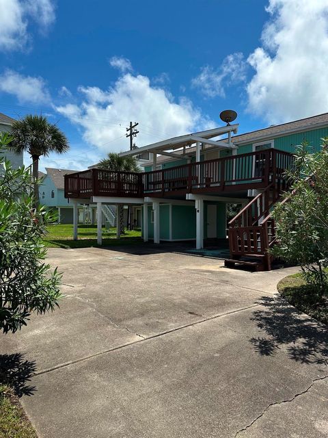 Photo of 13723 San Domingo Drive, Galveston, TX 77554 (MLS # 52918709)