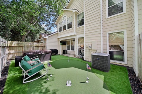 Townhouse For Sale - 34 Wintergreen Trail<br/> The Woodlands, TX 77382