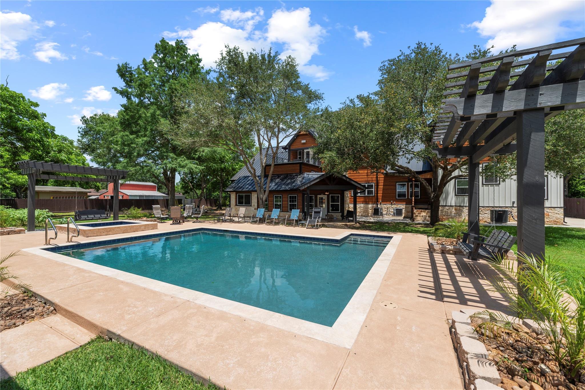 4607 Clayhead Road