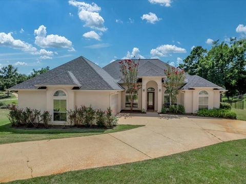 300 Spring Creek Drive Nacogdoches TX 75965