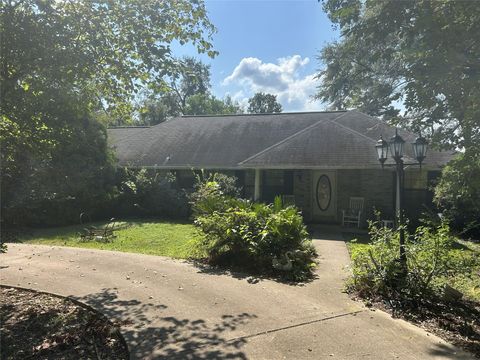 5323 Magnolia Trail Navasota TX 77868