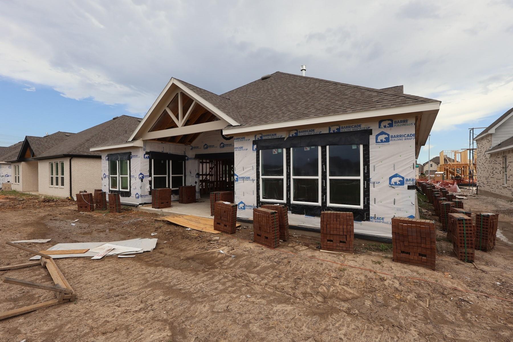 1817 N Wildflower Drive
