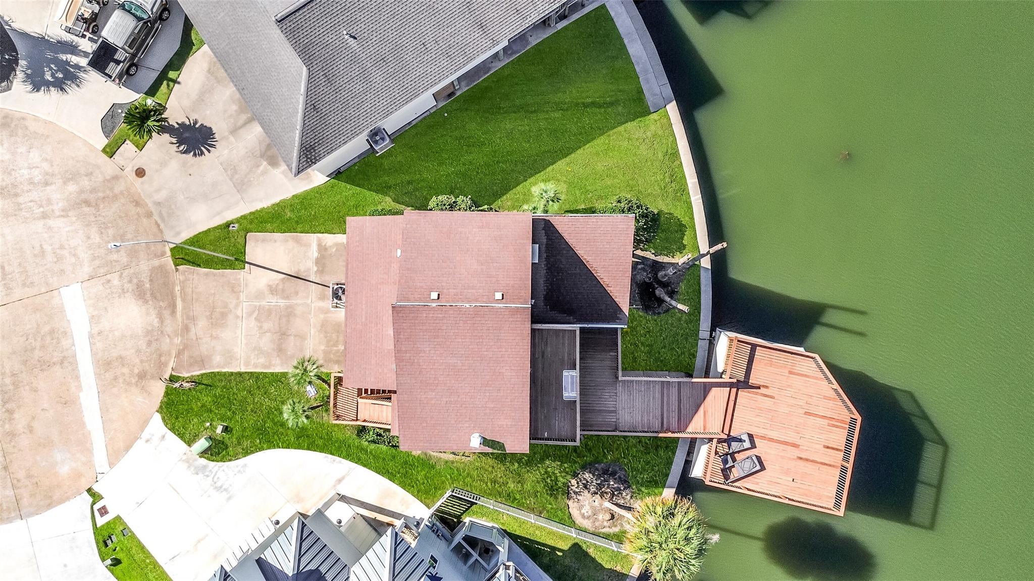 3902 Island Court