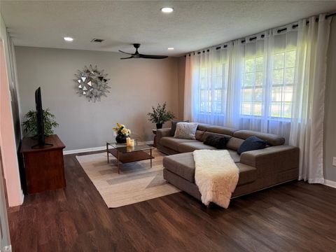 Tiny photo for 749 County Road 774, Buna, TX 77612 (MLS # 9179905)