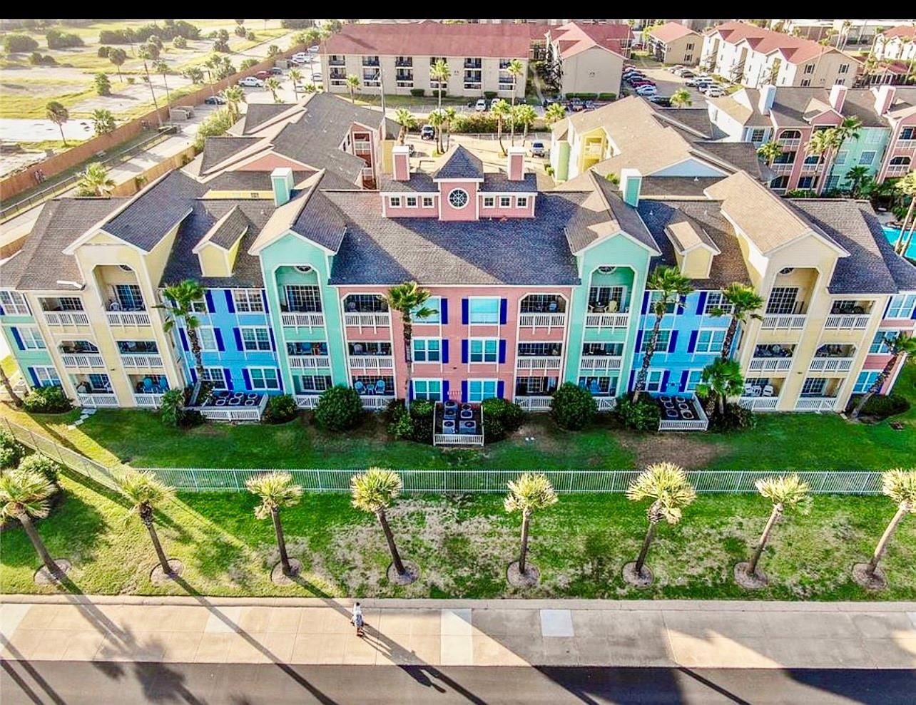 7000 Seawall Blvd 215