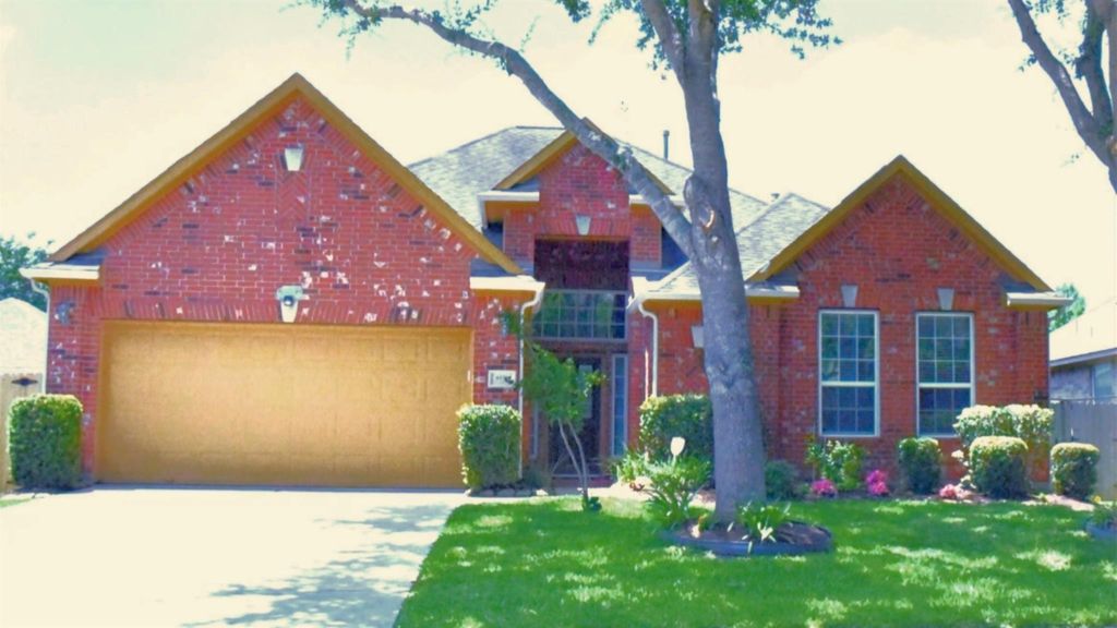 Photo of 6109 Castle Peak Lane LN, League City, TX 77573 (MLS # 2507127)