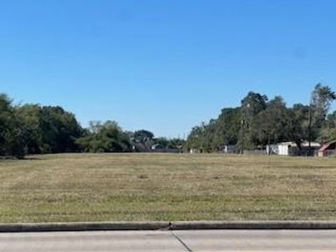 Photo of 0 Bamore Road, Rosenberg, TX 77471 (MLS # 67260252)