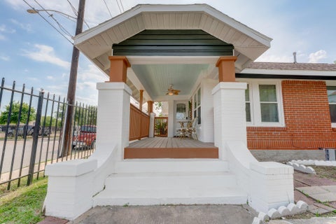 Photo of 1115 Morris Street, Houston, TX 77009 (MLS # 68192971)
