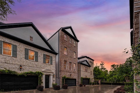 Photo of 1323 Hunters Meadow Ln Ln, Houston, TX 77055 (MLS # 62860228)