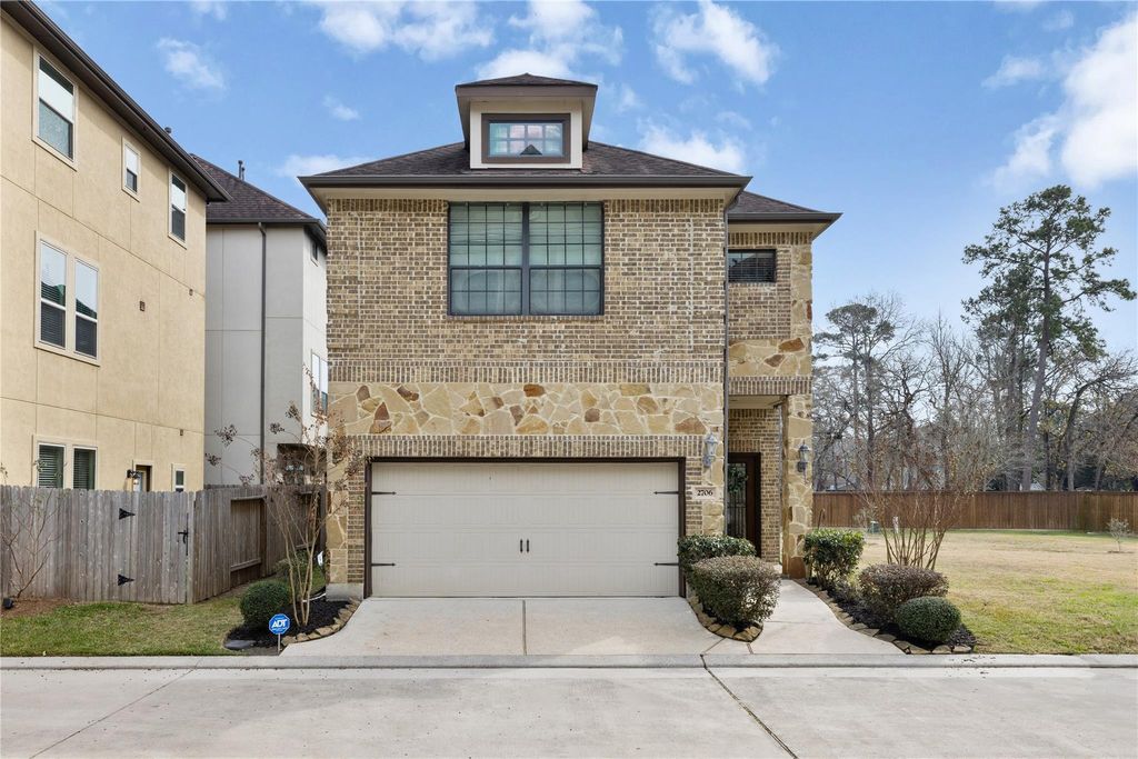 Photo of 2706 Kings Retreat Circle, Kingwood, TX 77345 (MLS # 90433319)