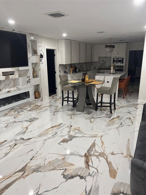 Photo of 3139 Oakdale Street, Houston, TX 77004 (MLS # 52940249)